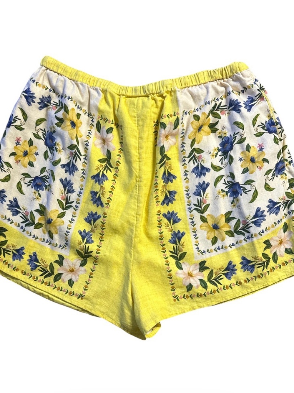 Farm Rio Linen Blend Sunflower Shorts - Picture 4 of 6